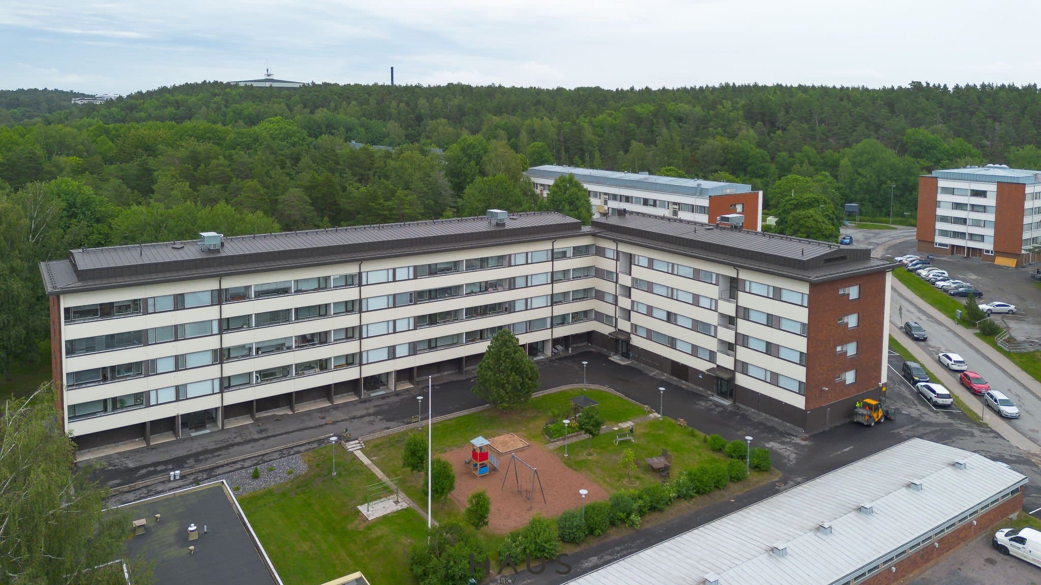 Linnunpääntie as 53