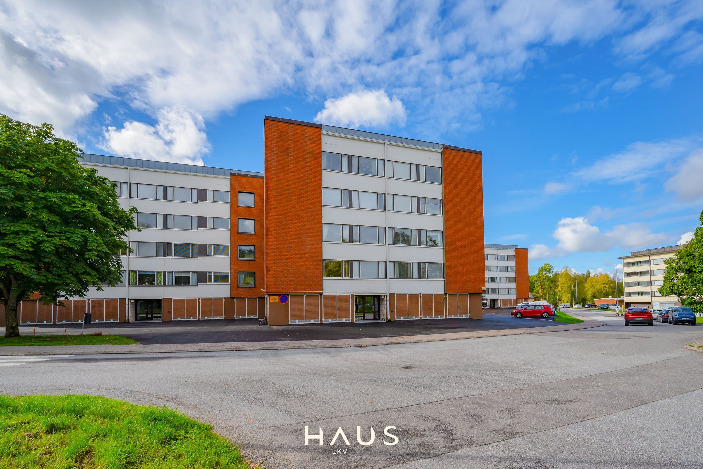 Linnunpääntie 3